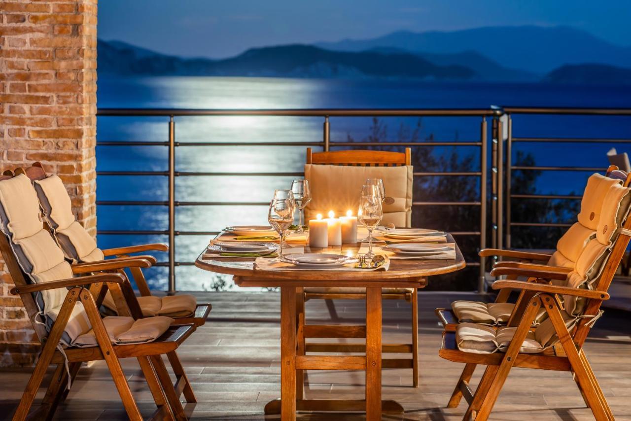Iris Villas Lefkada - Marine Villa With Private Sea Access Syvota Exteriör bild