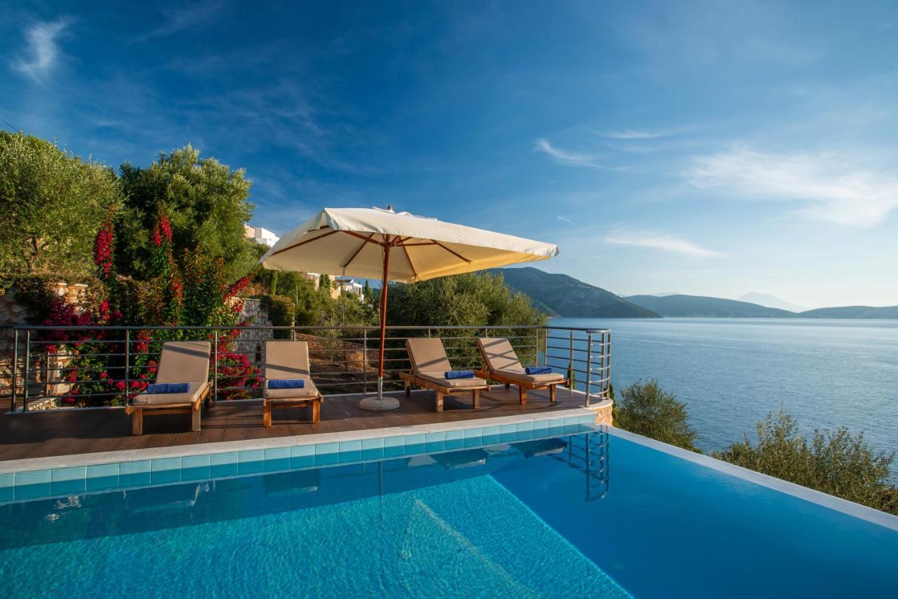 Iris Villas Lefkada - Marine Villa With Private Sea Access Syvota Exteriör bild