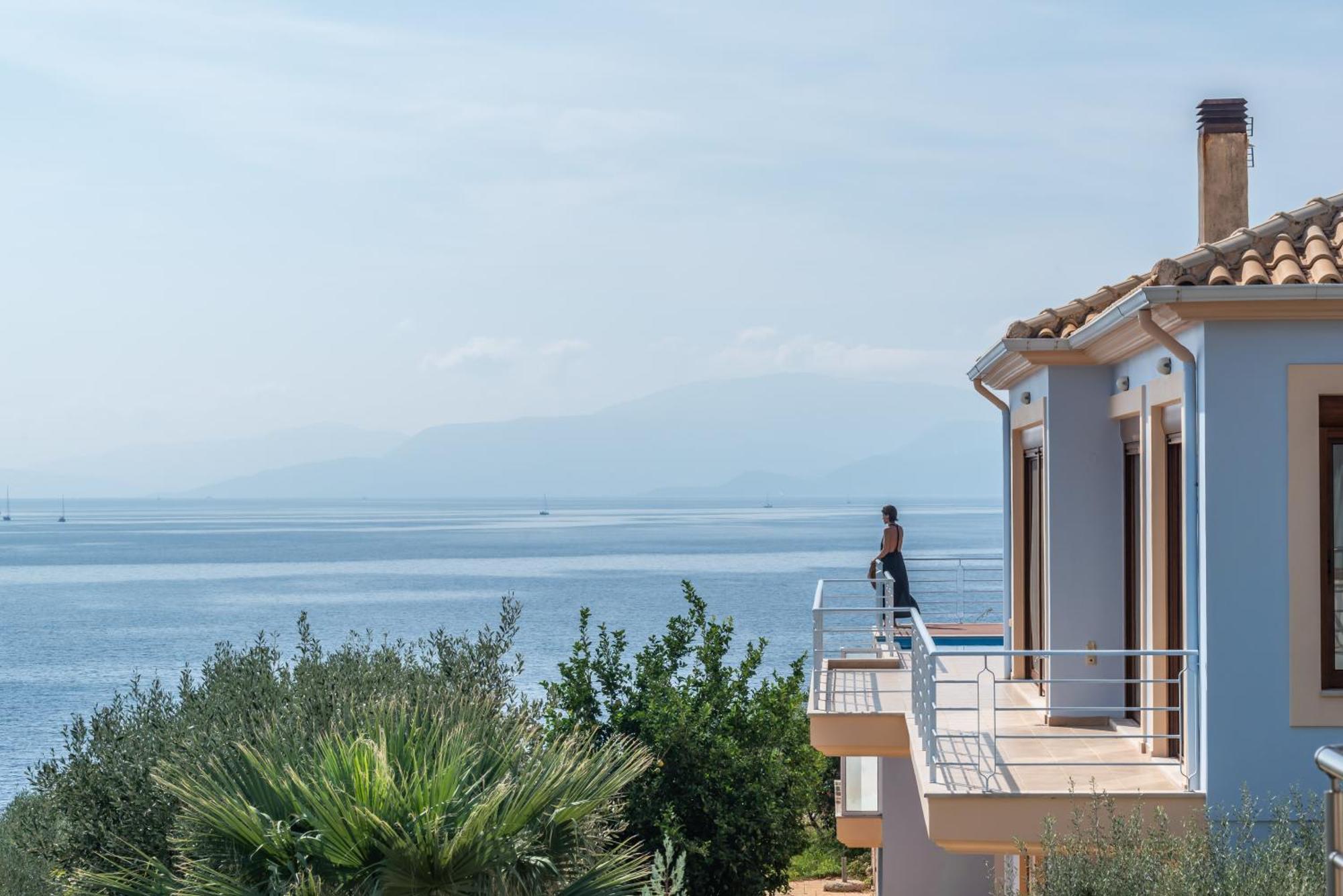 Iris Villas Lefkada - Marine Villa With Private Sea Access Syvota Exteriör bild