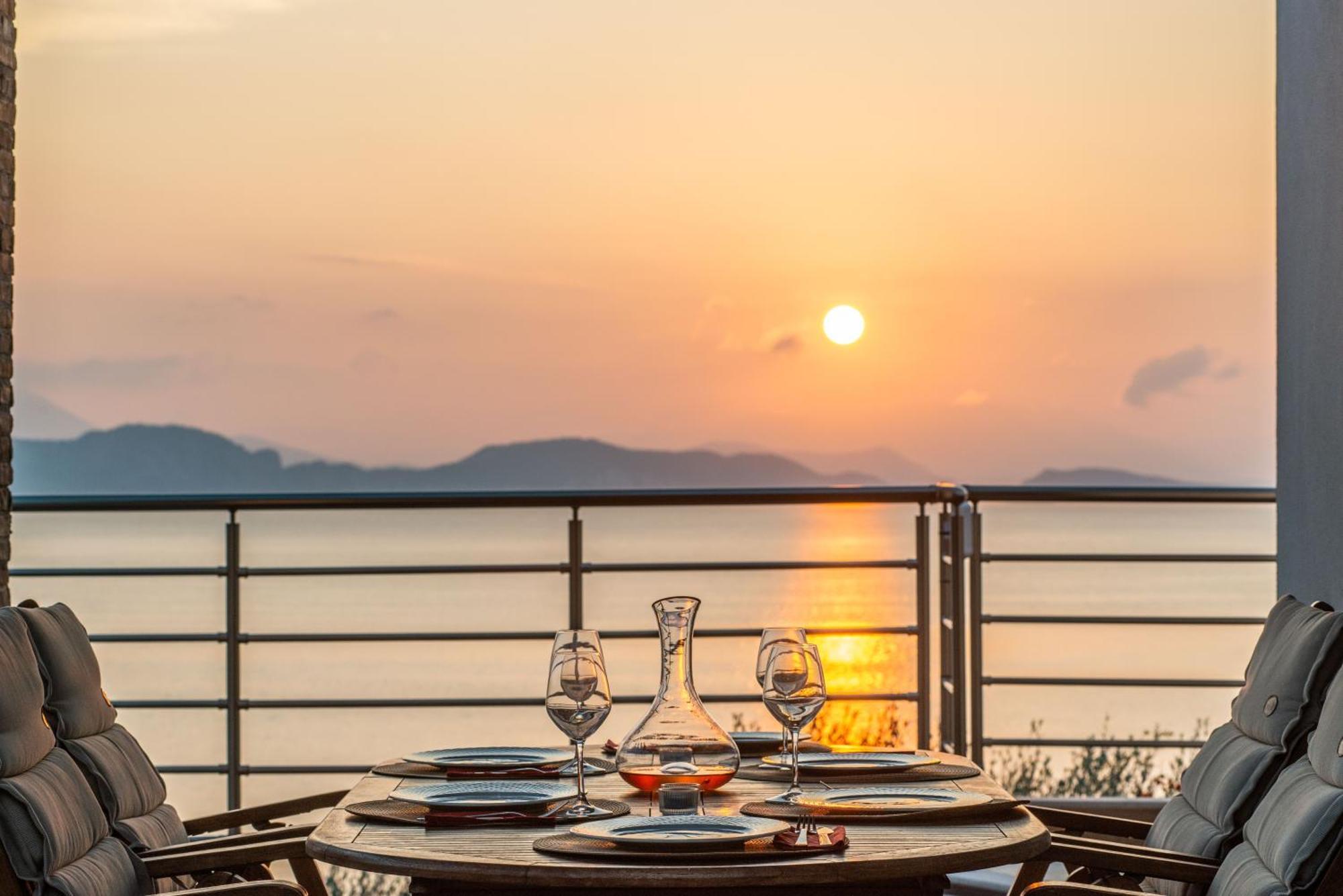Iris Villas Lefkada - Marine Villa With Private Sea Access Syvota Exteriör bild